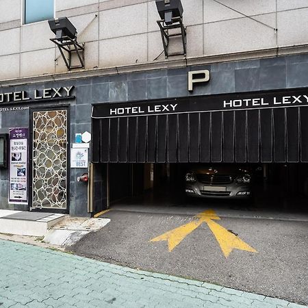 Guri Lexy Hotel Экстерьер фото